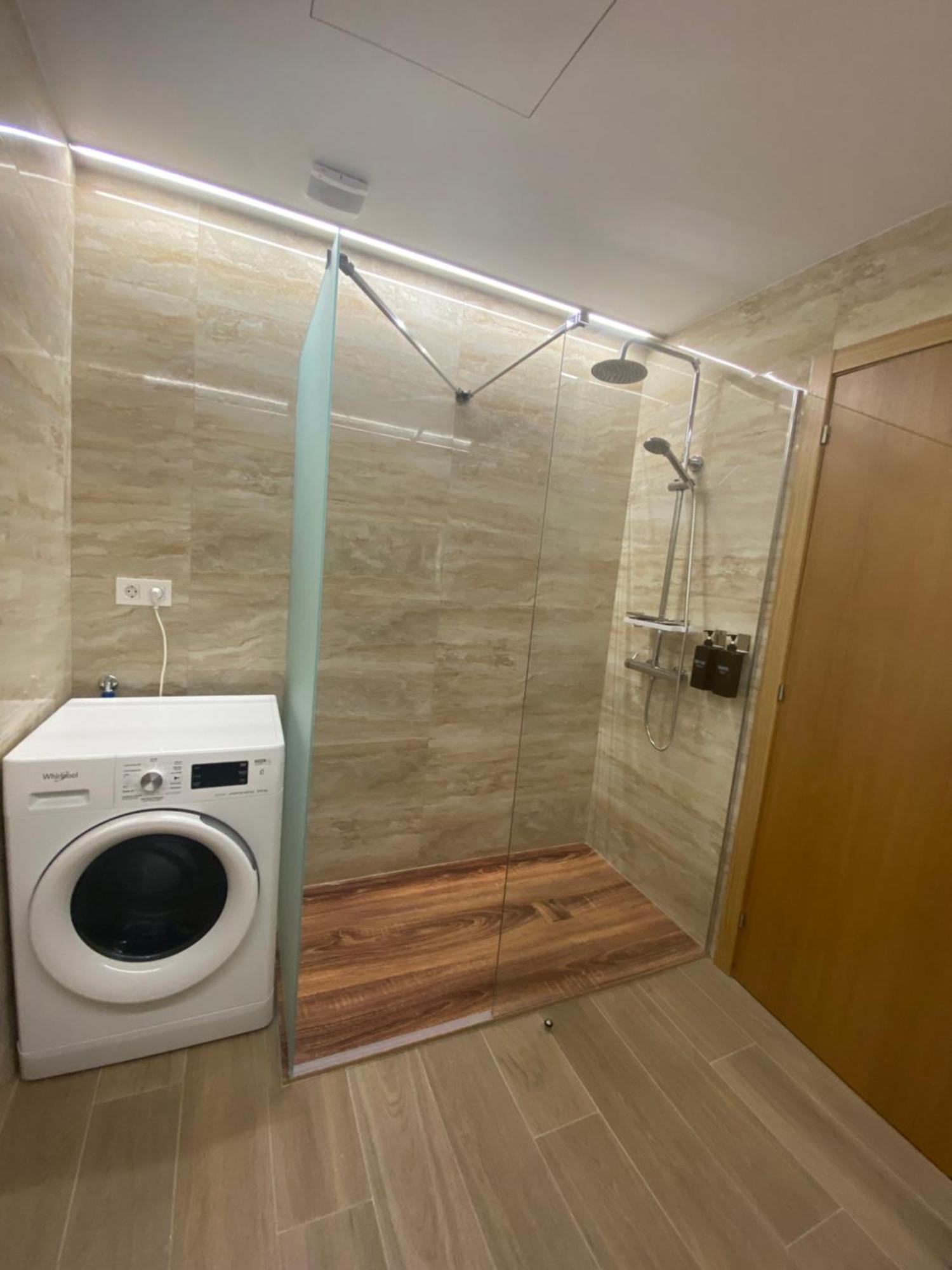 Apartamentos Luisa سانتياغو دي كومبوستيلا المظهر الخارجي الصورة